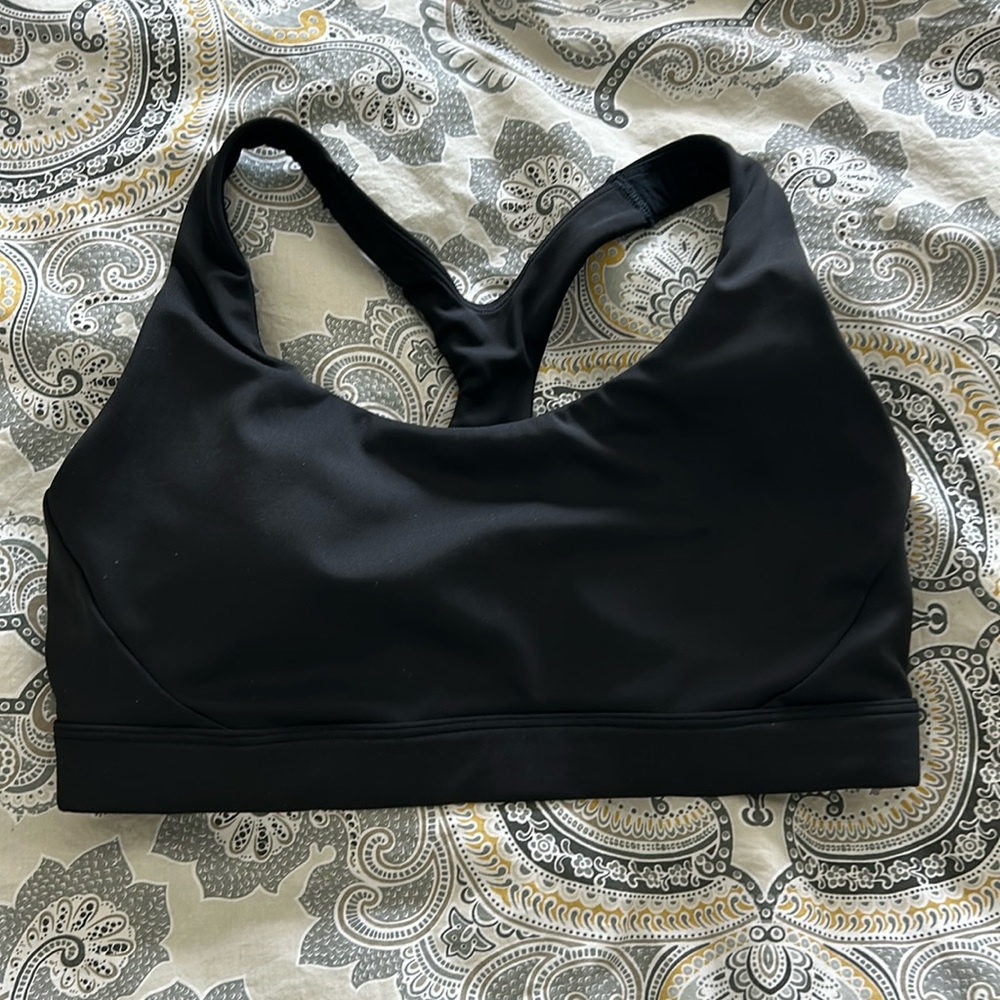 Athleta Ultimare sports bra black. Size Medium A-C cup